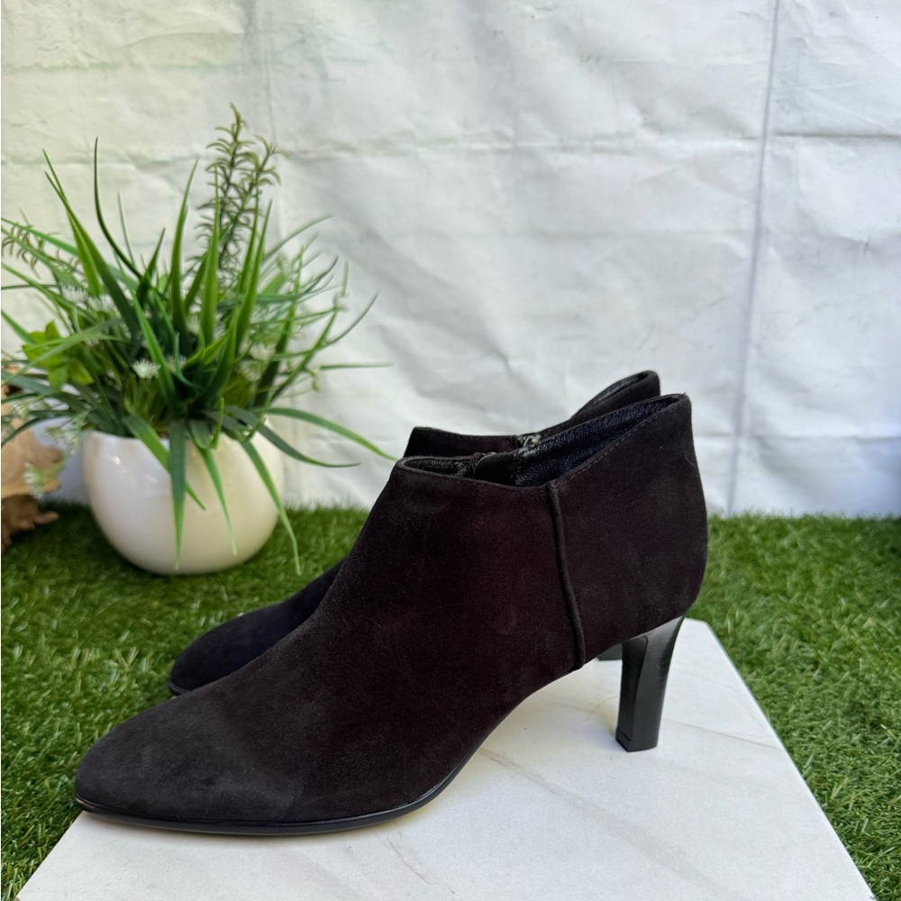 AQUATALIA  Dona Black Suede Ankle Boot size 9